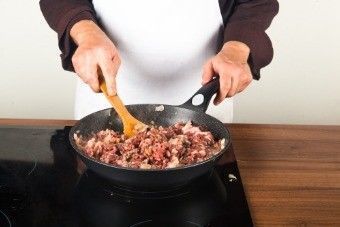 Фаршированный мясом сладкий картофель Фаршированный мясом сладкий картофель