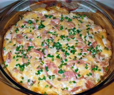 Картошка в шубе. Как приготовить в духовке под сырным соусом. Фото.