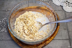 Пирог из овсянки без муки с бананами