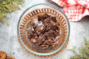 Трюфели из горького и молочного шоколада Трюфели из горького и молочного шоколада