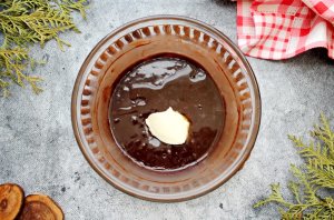 Трюфели из горького и молочного шоколада Трюфели из горького и молочного шоколада