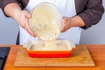 Пирог с изюмом на сметане Пирог с изюмом на сметане