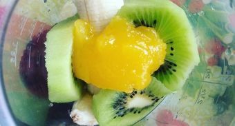 Смузи из банана и киви Смузи из банана и киви