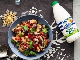 Салат из баклажанов с курицей и гранатами Салат из баклажанов с курицей и гранатами