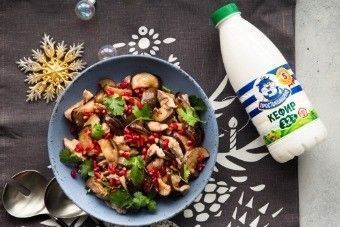 Салат из баклажанов с курицей и гранатами Салат из баклажанов с курицей и гранатами